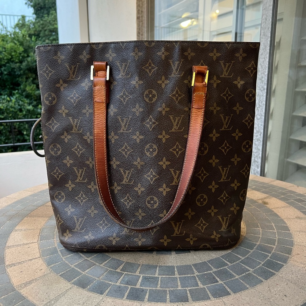 Louis Vuitton Brown Monogram Shoulder Bag purse #SD0023